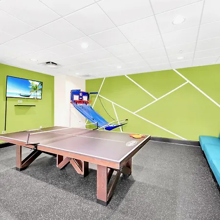 Stunning 2Br Condo With Hot Tub And Pool, Near Disney! Orlando Exterior photo