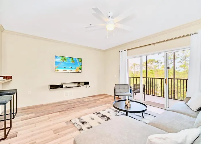 Stunning 2Br Condo With Hot Tub And Pool, Near Disney!